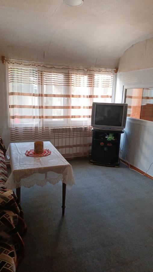 Arman Guest House 迪利然 外观 照片
